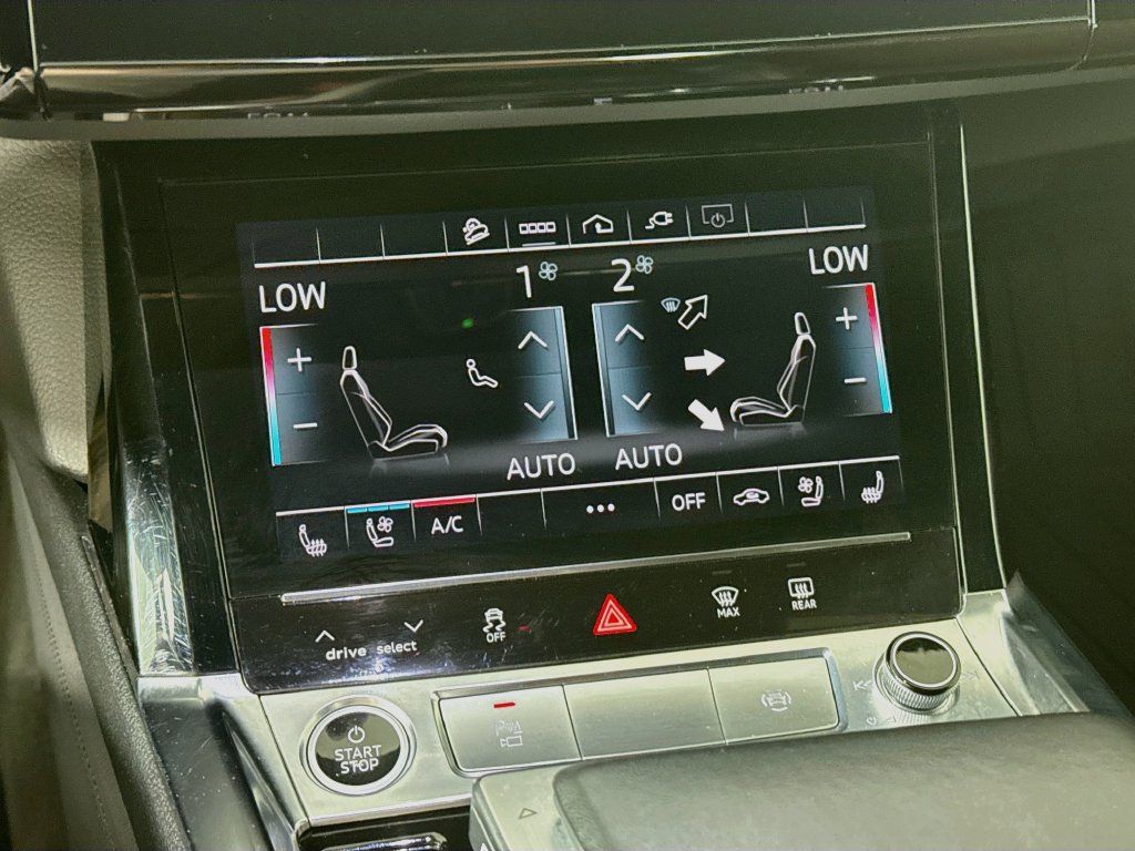 Used 2022 Audi e-tron Premium Plus AWD/4WD image 17