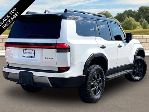 Used 2025 Lexus GX 550 AWD/4WD image 12
