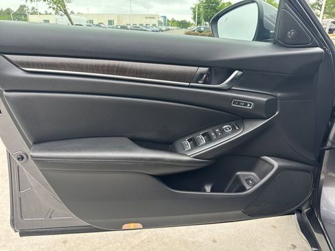 Used 2021 Honda Accord EX-L image 13