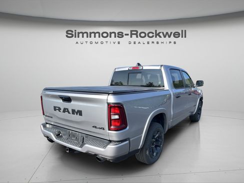 Used 2025 RAM 1500 Big Horn AWD/4WD image 5