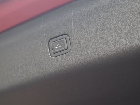 Used 2024 Buick Enclave Essence FWD image 49