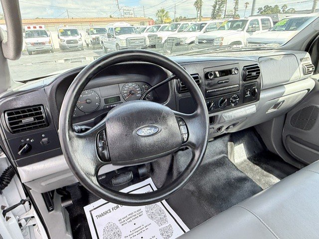 Used 2006 Ford F250 XL RWD image 12