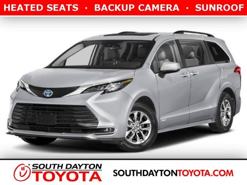 Used 2021 Toyota Sienna XLE image 1
