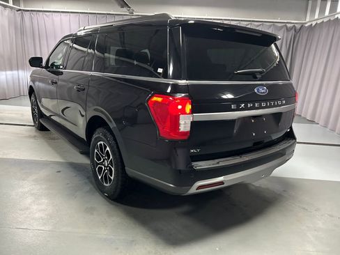 Used 2024 Ford Expedition Max XLT image 5