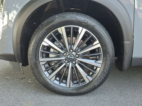 New 2026 Nissan Pathfinder Platinum w/ Cargo Package AWD/4WD image 4