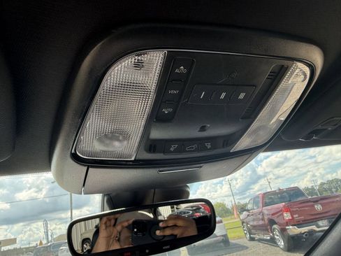 Used 2023 Dodge Durango R/T image 21