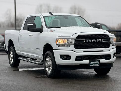 Used 2024 RAM 2500 Big Horn w/ Sport Appearance Package image 3