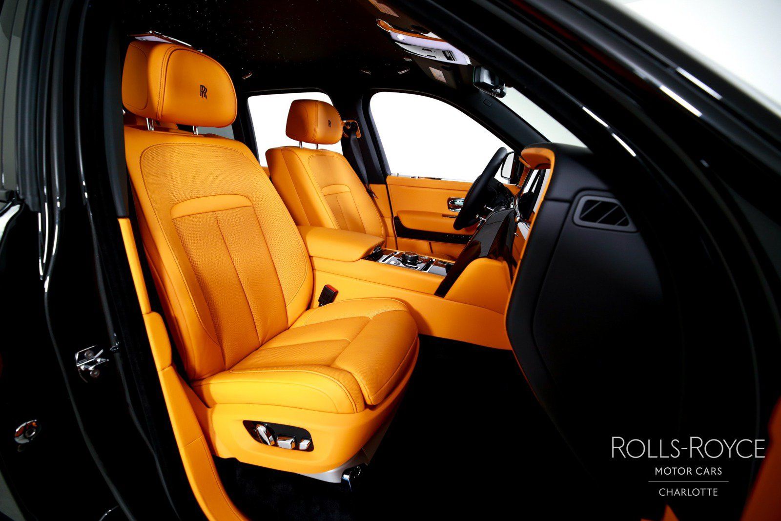 New 2027 Rolls-Royce Cullinan Black Badge AWD/4WD image 35