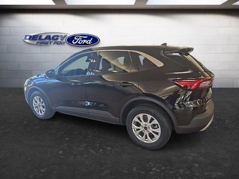 Used 2023 Ford Escape Active AWD/4WD image 4