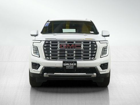 Used 2025 GMC Yukon Denali image 8