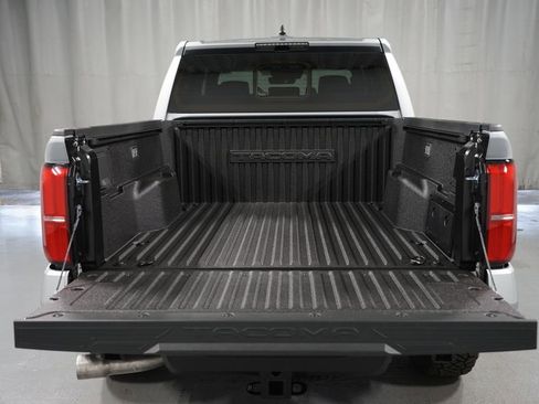 New 2026 Toyota Tacoma TRD Off-Road AWD/4WD image 37
