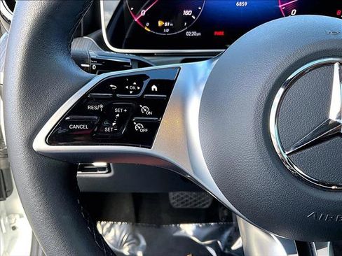 Used 2025 Mercedes-Benz C 300 Sedan image 20