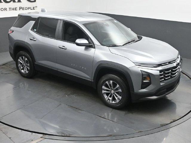 New 2027 Chevrolet Equinox LT w/ LPO, Floor Liner Package FWD image 26