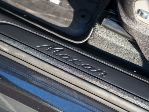 New 2026 Porsche Macan AWD/4WD image 12