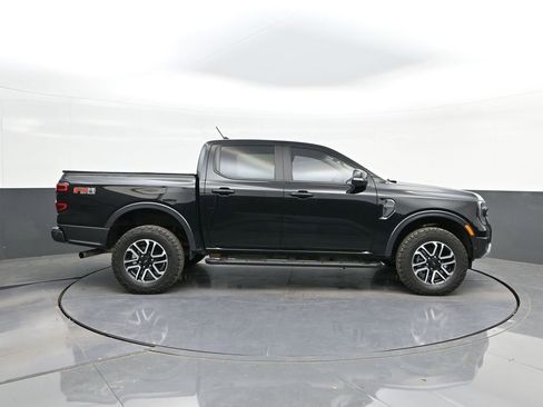 Used 2024 Ford Ranger Lariat w/ FX4 Off-Road Package image 24