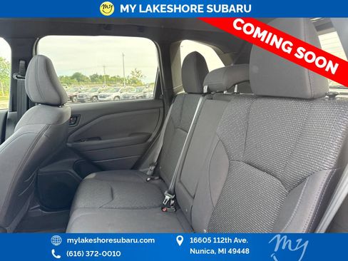 Used 2025 Subaru Forester Premium AWD/4WD image 13