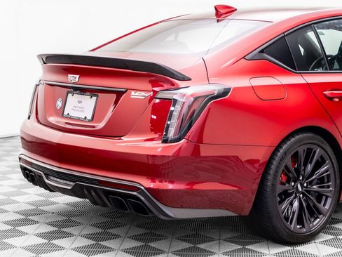 Used 2023 Cadillac CT5 V Blackwing w/ Carbon Fiber Package 2 RWD image 35