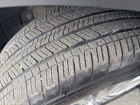 Used 2025 Toyota Highlander Platinum image 59