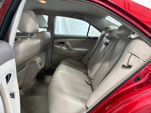 Used 2010 Toyota Camry XLE image 13