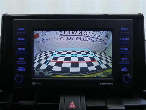 Used 2020 Toyota RAV4 LE image 8