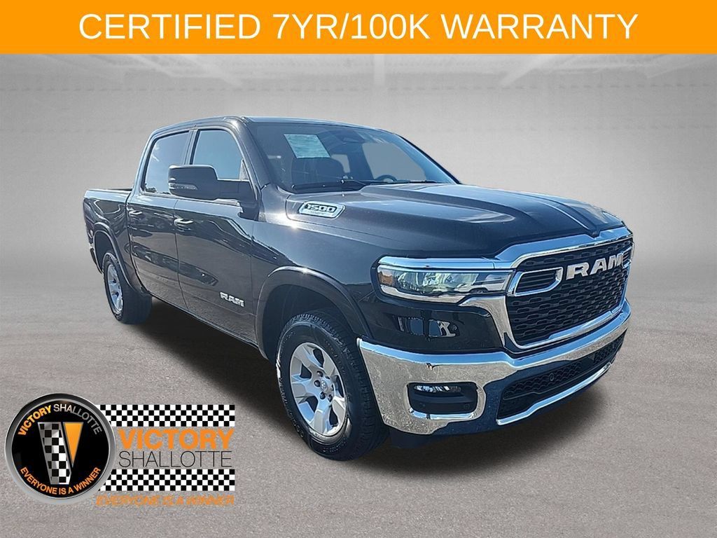 Used 2025 RAM 1500 Big Horn AWD/4WD image 1