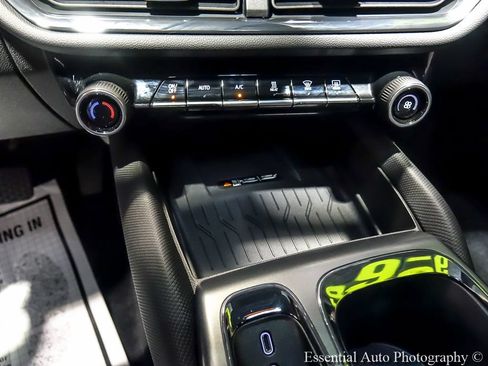Used 2026 Chevrolet Equinox EV RS w/ LPO, All-Weather Mat Package FWD image 23