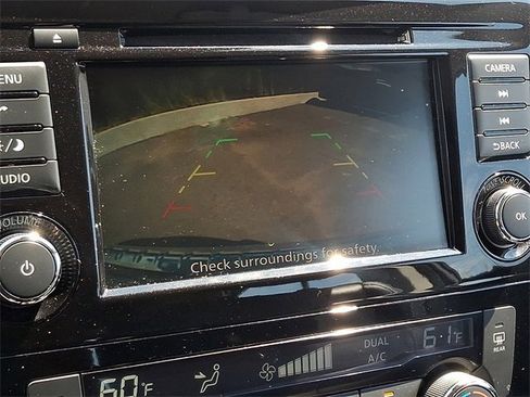 Used 2021 Nissan Rogue Sport SV image 18