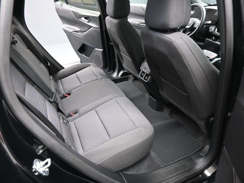 Used 2026 Chevrolet Equinox LT FWD image 19