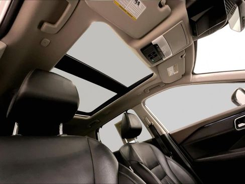 Used 2022 Nissan Rogue Platinum w/ Head-Up Display Package image 27