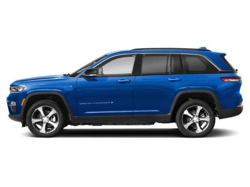 Certified 2023 Jeep Grand Cherokee Trailhawk w/ Advanced Protech Group II AWD/4WD image 2