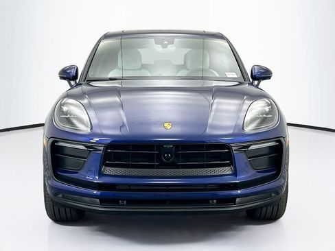 Used 2026 Porsche Macan AWD/4WD image 10