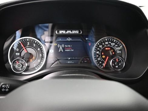 Used 2025 RAM 1500 Warlock AWD/4WD image 14