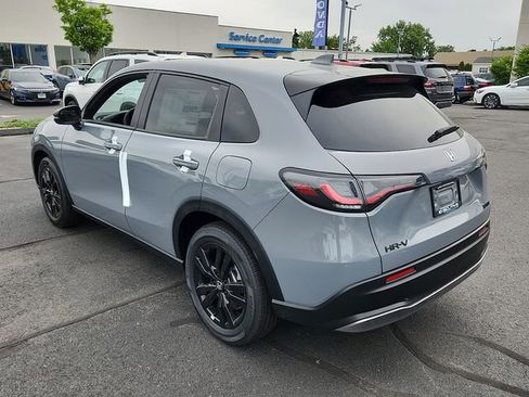 New 2026 Honda HR-V Sport image 4