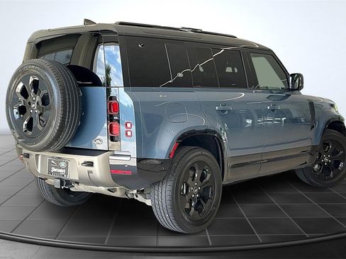 Used 2022 Land Rover Defender 110 X-Dynamic SE image 13