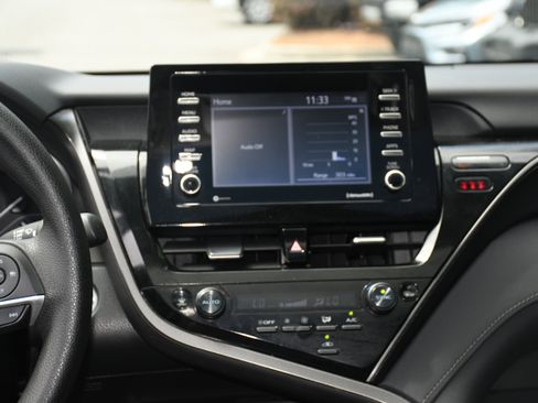 Certified 2022 Toyota Camry LE w/ Convenience Package FWD image 16