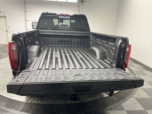 Certified 2025 GMC Sierra 2500 Denali w/ Denali Reserve Package image 35