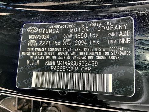 Used 2025 Hyundai Elantra Sport image 35