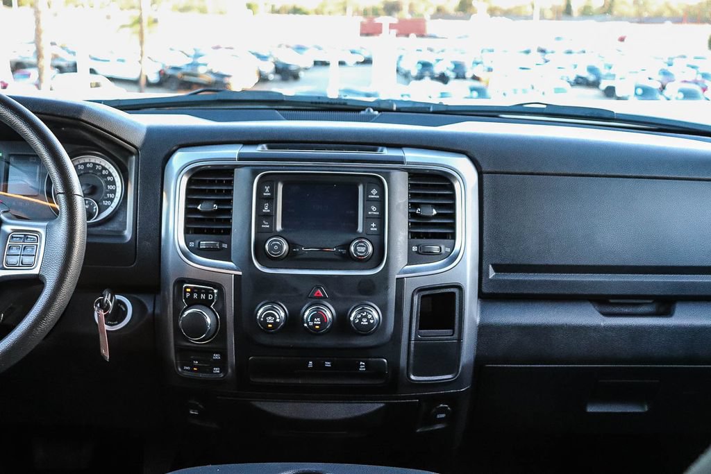 Used 2024 RAM 1500 Warlock AWD/4WD image 15