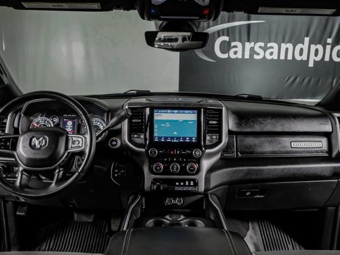 Used 2024 RAM 3500 Big Horn w/ Sport Appearance Package AWD/4WD image 14
