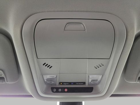 Used 2023 GMC Acadia SLE w/ Driver Convenience Package image 19