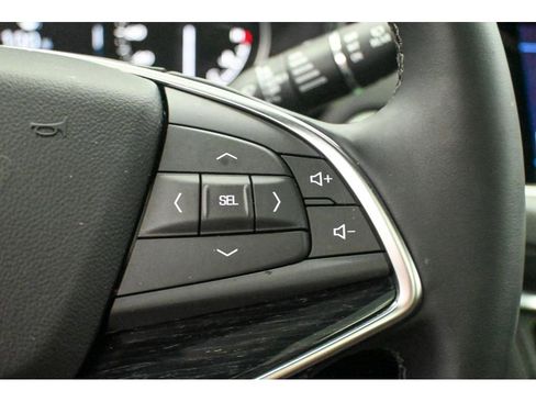 Certified 2025 Cadillac XT5 Premium Luxury image 40