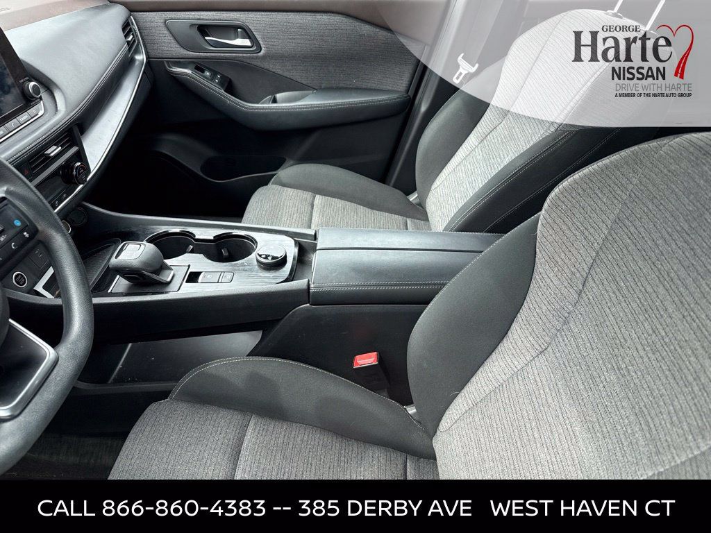 Used 2023 Nissan Rogue SV AWD/4WD image 2