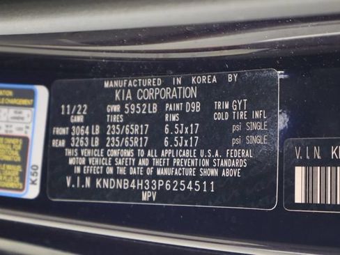 Used 2023 Kia Carnival LX FWD image 39