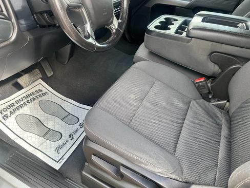 Used 2019 Chevrolet Silverado 1500 LT AWD/4WD image 37
