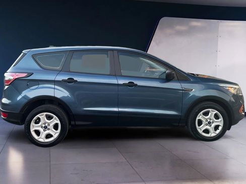 Used 2018 Ford Escape S image 6