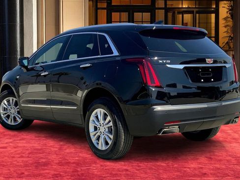 New 2025 Cadillac XT5 Luxury image 4