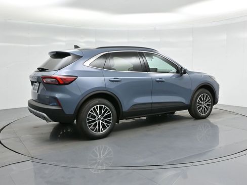 New 2025 Ford Escape Base w/ PHEV Premium Package image 31