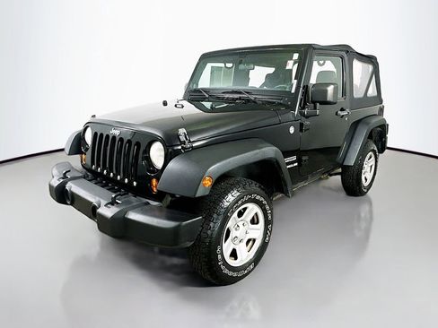 Used 2013 Jeep Wrangler Sport image 3