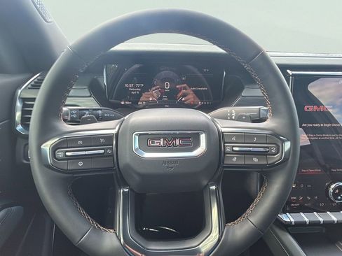 New 2026 GMC Acadia AT4 w/ Luxury Package AWD/4WD image 18