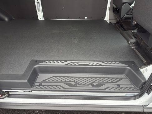 New 2026 Ford Transit 250 148 Medium Roof w/ Load Area Protection Package image 27